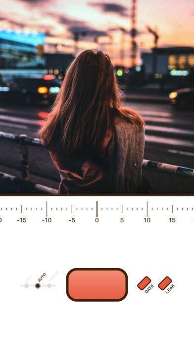 tiica（￥6→免费）是一款深受欢迎的手机相机软件，软件拥有多种专业的滤镜，不仅可以对人物进行实时的美颜，同时还可以对风景以及宠物进行美化