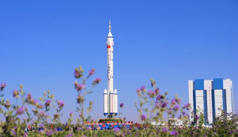 【APPSO 科技早报 - 0606】1. 神舟十四号载人飞船成功发射2. iPhone 日历支持中国节假日信息3. 苹果经销商列出 M2 Mac mini 4.比尔・盖茨回应做空特斯拉5.理想 L9 将于 6 月 21 日正式发布6.爱彼迎中国同美团民宿等达成合作7.小米 MIX FOLD 2 折叠屏新机曝光8.卡普空承认《街头霸王 6》泄漏9.Steam 上半年最大规模促销即将到来10.《我是格鲁特》短片即将上线详情点击👉  