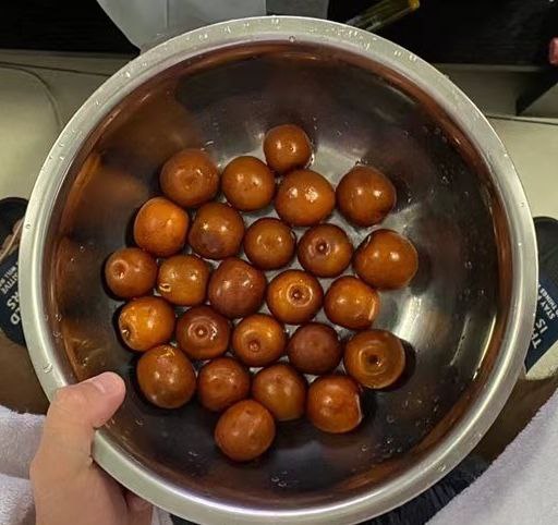 万能的即友圈啊牛仔裤多久洗一次比较好？ #浴室沉思