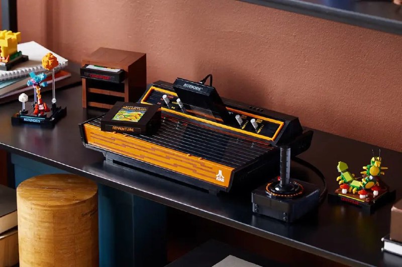 【APPSO 科技早报 0722】1. 全新的 MacBook Air，已经磨损了3. 独特的观点