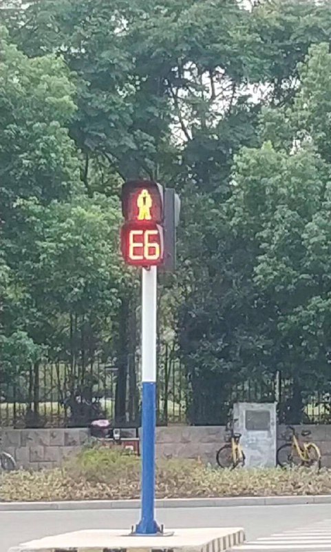 十六进制硬核红绿灯   #工程师的日常