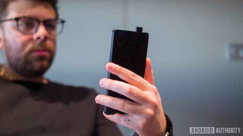 用户称vivo NEX打开QQ浏览器会被调用摄像头，QQ回应