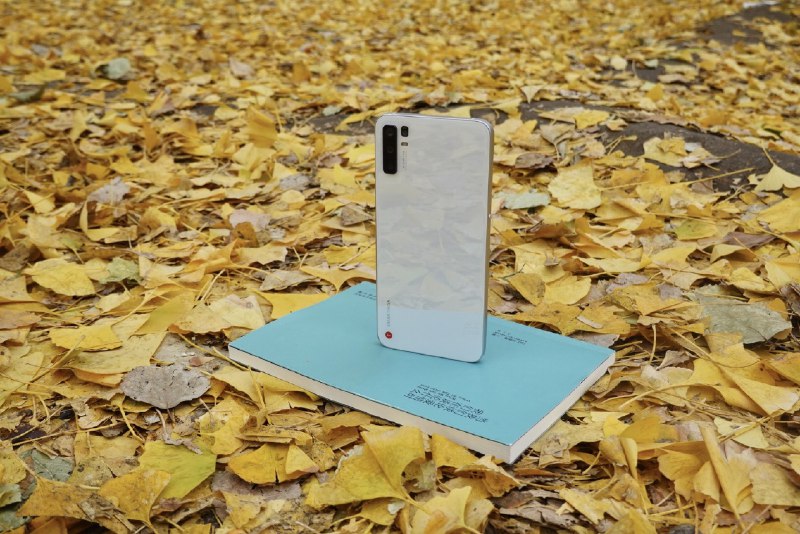 来 01coffee 看坚果手机 2020 新品发布会吗？如果你恰好在附近如果你也喜欢锤子不妨来店里坐坐，看一场手机发布会店里有一台 Smartisan T2遗憾没能买到 Smartisan T1去年给家里买了三台坚果 Pro 3接下来就是期待今年 #科技圈大小事来 01coffee 看坚果手机 2020 新品发布会吗？如果你恰好在附近如果你也喜欢锤子不妨来店里坐坐，看一场手机发布会店里有一台 Smartisan T2遗憾没能买到 Smartisan T1去年给家里买了三台坚果 Pro 3接下来就是期待今年 #科技圈大小事