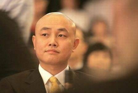 【国美系股价大涨 国美金融涨幅最高达60%】6月24日讯，今天下午，国美系相关股票突然大涨，国美金融科技股价涨幅一度达到60.81%，而国美零售股价涨幅也达到24.64%