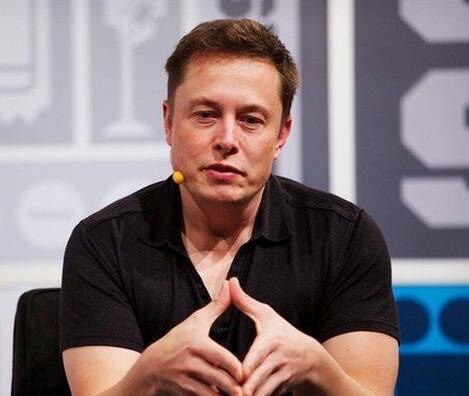 马斯克会成为全球第二个身价突破2000亿的富豪吗？很有可能！最近，马斯克重新成为了世界首富，他的个人净资产直逼2000亿美元，目前是1999亿美元
