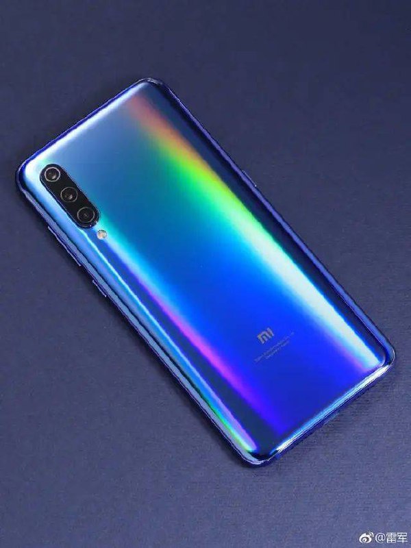 雷军这回真的生死看淡不服就干，小米9极窄下巴，超级5摄加855刚刚过完年，小米就有了大动作，小米老总们一个接一个的宣布小米9 的到来