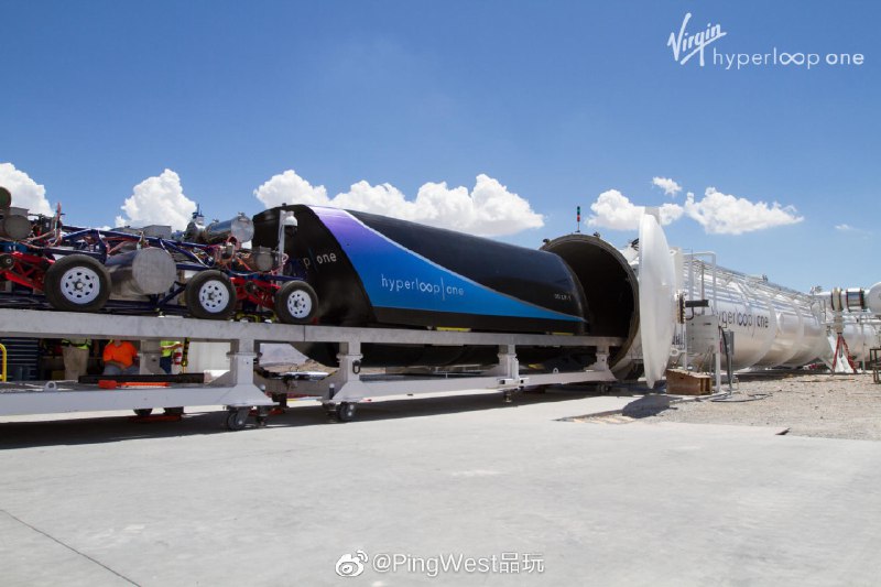 【#超级高铁#创企Virgin Hyperloop One融资1.72亿美元】5月14日讯，根据Crunchbase News报道，超级高铁初创企业Virgin Hyperloop One已经完成1.72亿美元融资