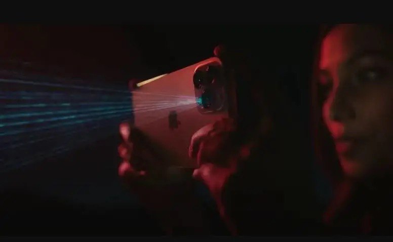 【APPSO 科技早报 - 0105】1. iPhone 13 或全系支持激光雷达扫描仪2. 苹果将采用 GaN 技术生产充电器3. 拼多多回应知乎账号问题4. 东京奥运会可能没有观众5. 蔚来即将发布首款轿车6. 雷军小米股价翻倍承诺兑现7. 爱尔眼科称艾芬视网膜脱落与其无关8. 特斯拉 2020 年产能突破 50 万辆9. 高通推出骁龙 480 5G 移动平台10. 三星 Smart Tag 谍照曝光11. 抖音电商开启首届年货节12. 2020 年 Steam 大奖名单出炉，《荒野大镖客