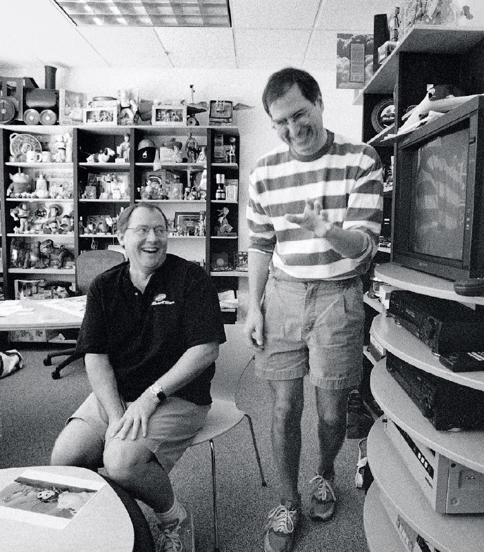 以前一本书，一个研究，一个发明都是在相对封闭孤独的环境中作出来的