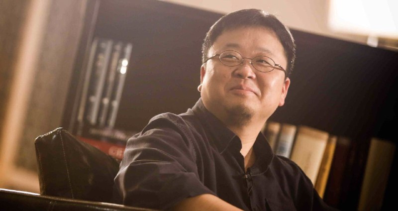 【APPSO 科技早报 - 0613】1. 罗永浩宣布退网再次创业2. 14.1 英寸 Pad Pro 或明年初发布3. Netflix 宣布《鱿鱼游戏》续订第2季4.苹果正在开发 12 英寸 MacBook Pro5.知网开放个人查重功能6.京东将试点外卖业务7.天猫 618 第二波将于 6 月 15 日开启8. LG 显示将推出游戏专用 OLED 面板 9.多地核酸检测阴性证明延长至72小时有效10.《女神异闻录》系列多部作品登陆 Xbox 及 PC 平台详情点击👉 