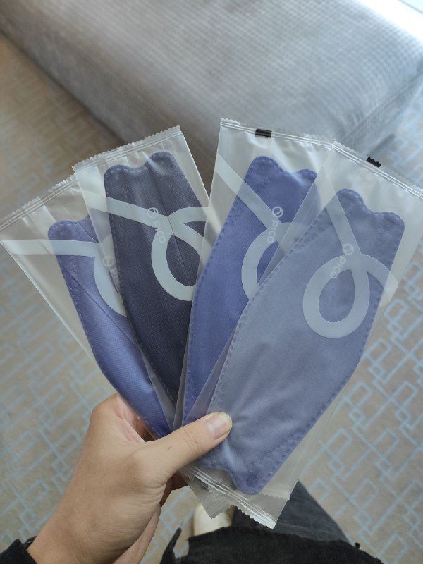 这种口罩设计很舒服耶，完全碰不到嘴唇 #大产品小细节