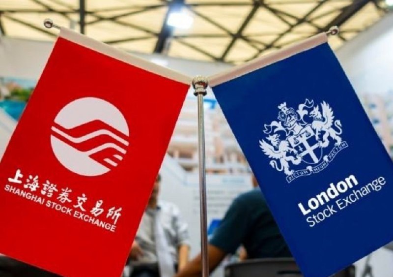 【沪伦通在伦敦正式启动】6月17日讯，伦敦证券交易所于当地时间早8点举行沪伦通揭牌仪式，这意味着沪伦通在英国伦敦正式启动