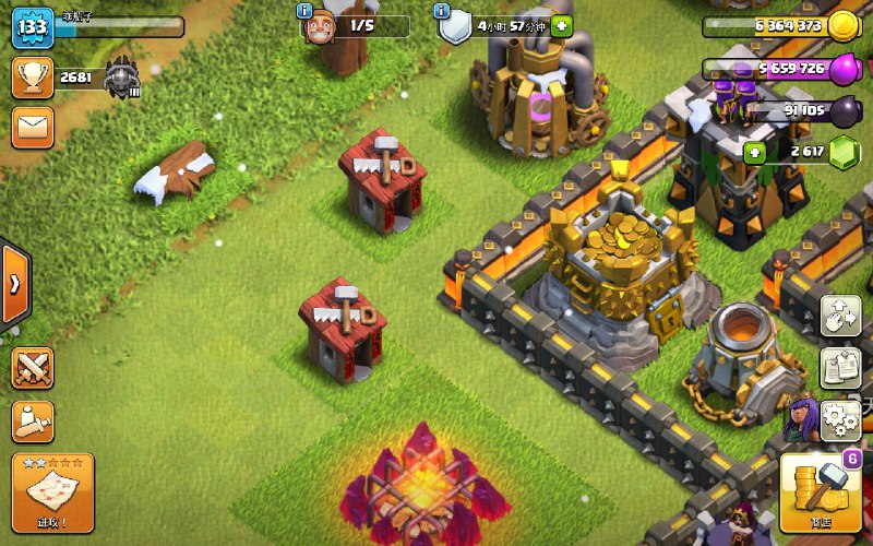 部落冲突建筑工人的小房子变成红色的了，还贴上了春联😂   #大产品小细节