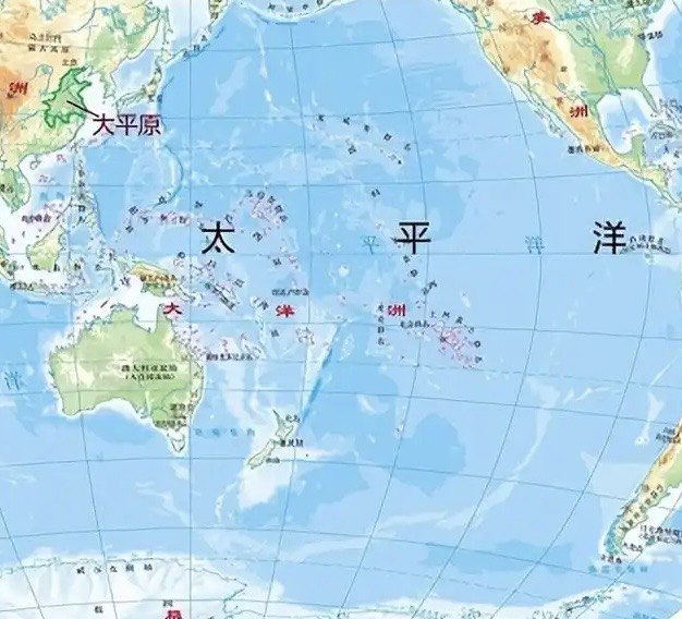 太平洋很大，面积 ≈ 1/3地球表面积，但中国东部沿海是整个太平洋沿岸唯一成规模的大平原，除此几乎全是高山海岸