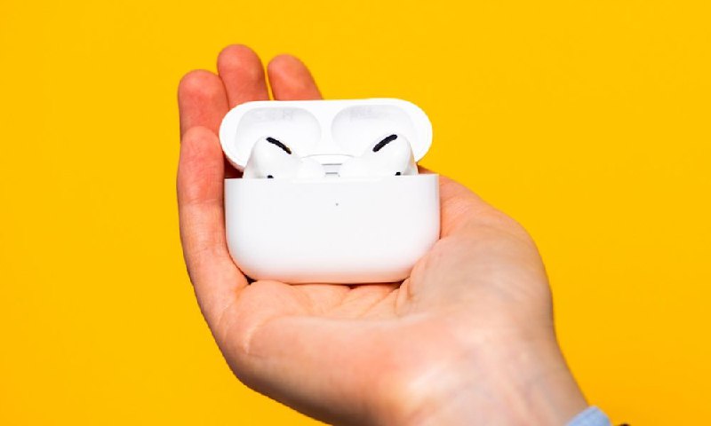 【APPSO 科技早报 - 1115】1.AirPods Pro 2 或于明年秋天发布2.微信键盘开启新一轮内测3. 腾讯回应与抖音互通4. 小米或推出小屏旗舰机5. 苹果将在美国部分州上线数字身份证6.哔哩哔哩纪录片发布会推出 21 部新作7. Chrome 浏览器将支持侧边栏阅读文章8.索尼公布最受欢迎的 PS5 游戏名单9.Xbox 将与 Gucci 联合推出限量版组合套装10. Disney+上线多部 IMAX 版漫威电影详情点击👉 