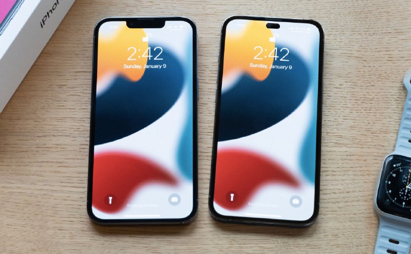 【APPSO 科技早报 - 0111】1. iPhone 14 Pro 或采用胶囊式挖孔屏2.Apple Watch Series 8 或不会配备体温传感器3.苹果 2021 年向开发者支付 600 亿美元4.腾讯拟收购手机厂商黑鲨5.新版手机 QQ 内置虚幻 4 引擎6. 哔哩哔哩上线多项无障碍功能7. 荣耀 Magic V 正式发布8. 黑莓未来将推出 5G 手机9. 五菱宏光 S 将加入《极限竞速