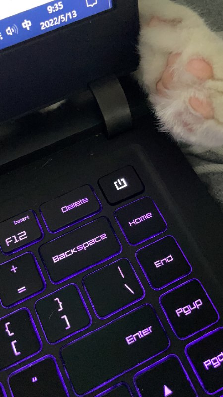 我就纳闷设计师怎么想的，删除键放在关机键的旁边🥹 #大产品小细节