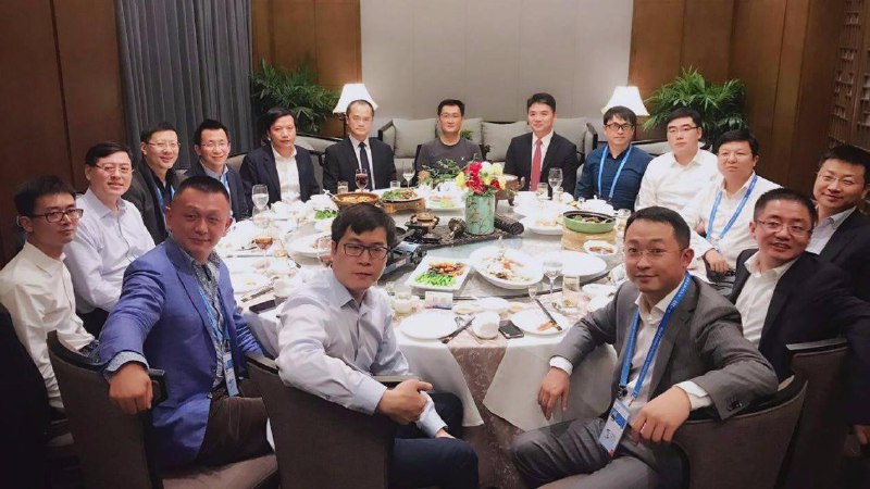 快手宿华交出半条命 